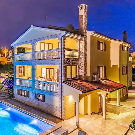 Gorgeous In With Wifi Holiday home *