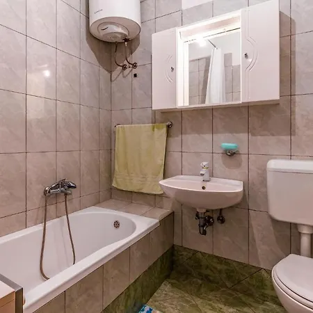 Holiday home Gorgeous In With Wifi *