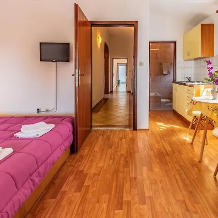 Holiday home Gorgeous In With Wifi *