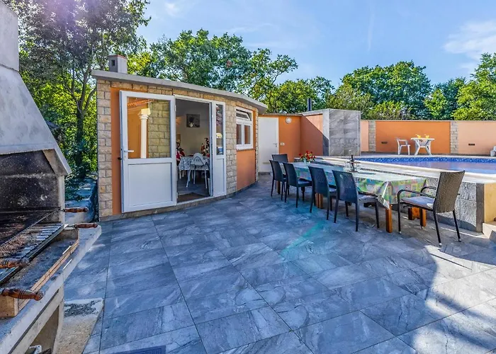 Gorgeous In With Wifi