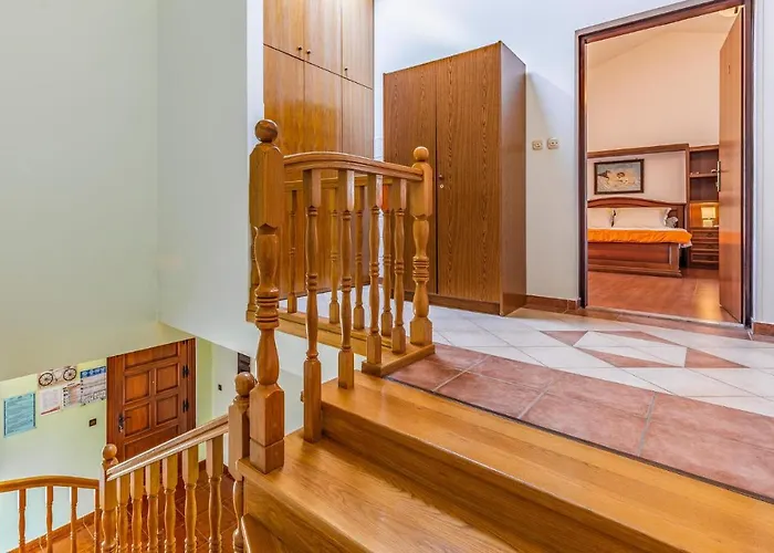 Gorgeous In With Wifi *